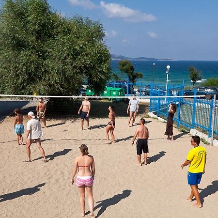 Perla Beach Holiday Club Hotel Приморско Екстериор снимка