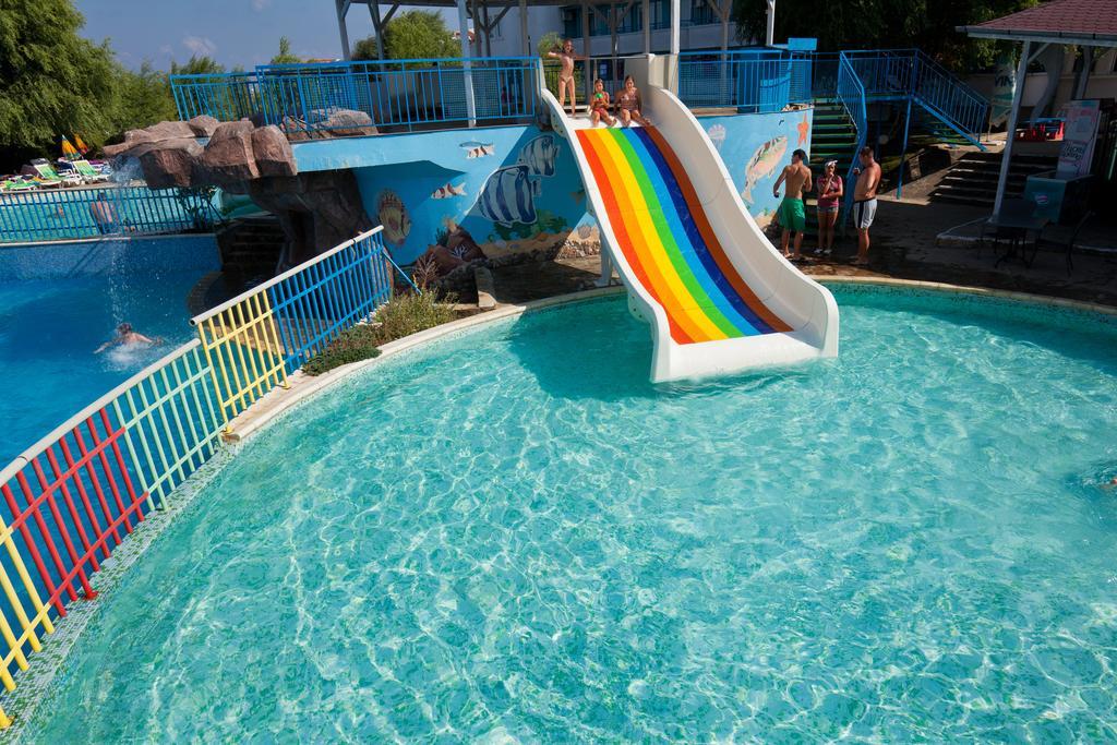 Perla Beach Holiday Club Hotel Приморско Екстериор снимка